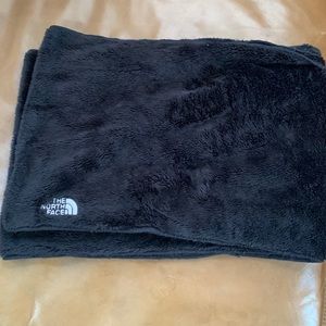 North Face Denali Infinity thermal circle scarf